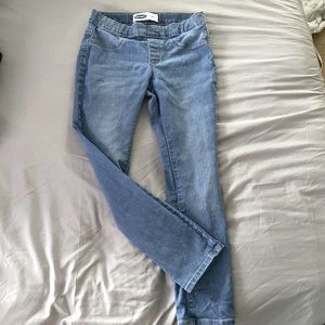 skinny jeans from old navy 10/12 sized no button